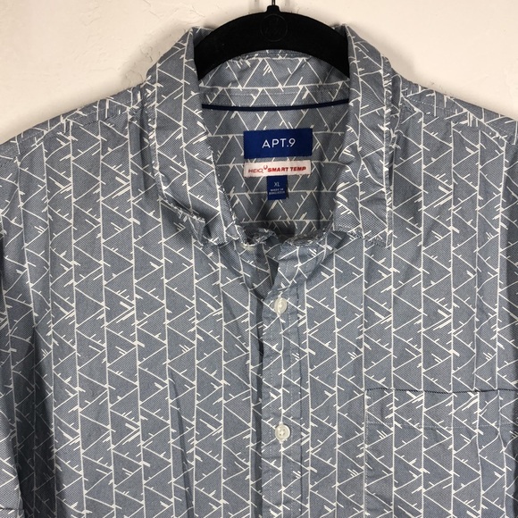 Apt 9 blue triangle print button down shirt xl - Picture 2 of 9
